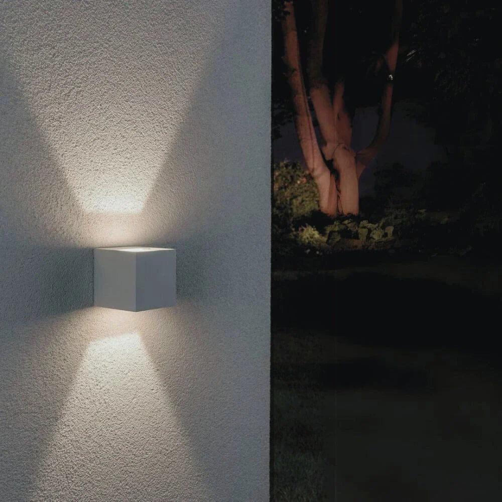 Adjustable Wall Light - Image 14