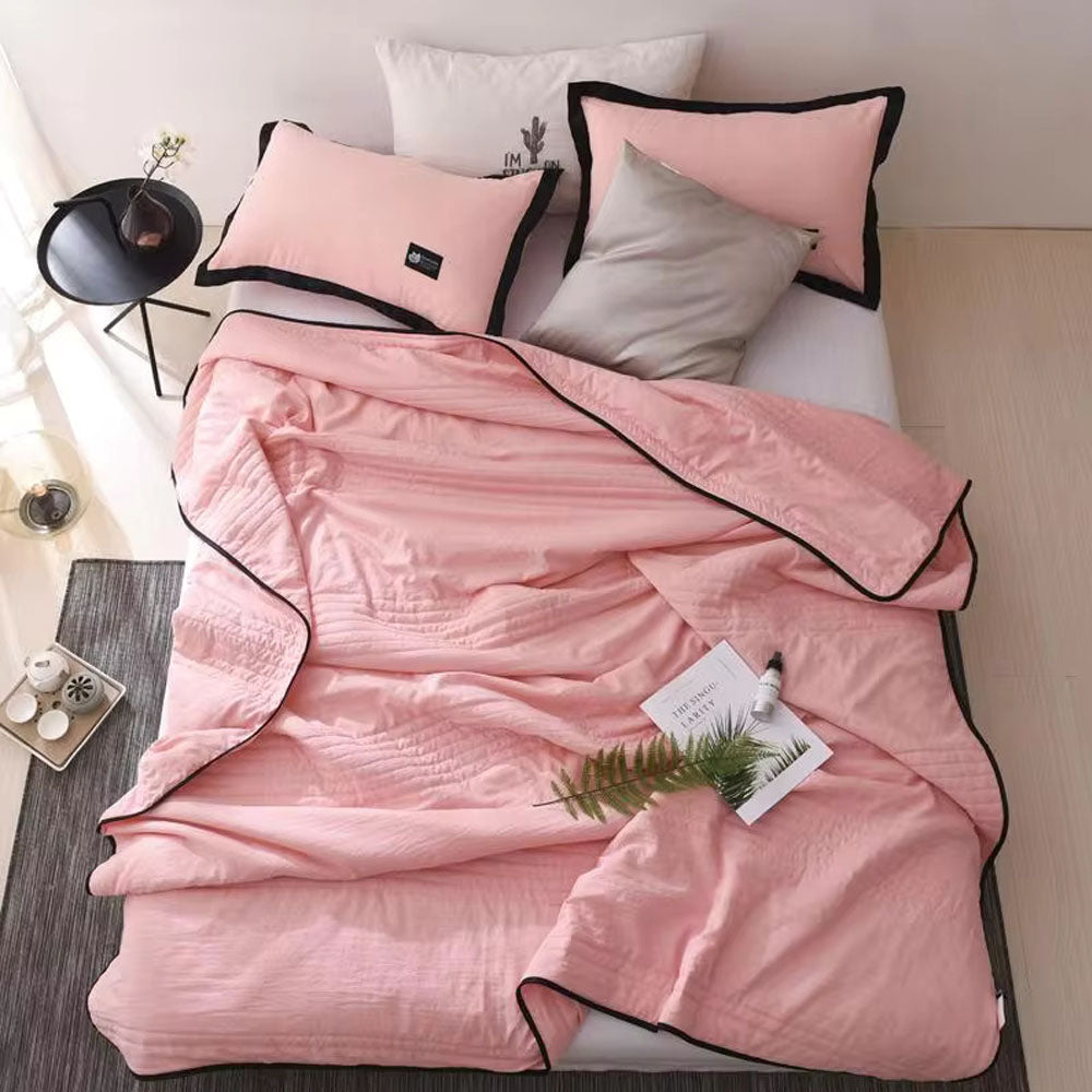 Lightweight Breathable Cooling Blanket for Comfortable Sleep