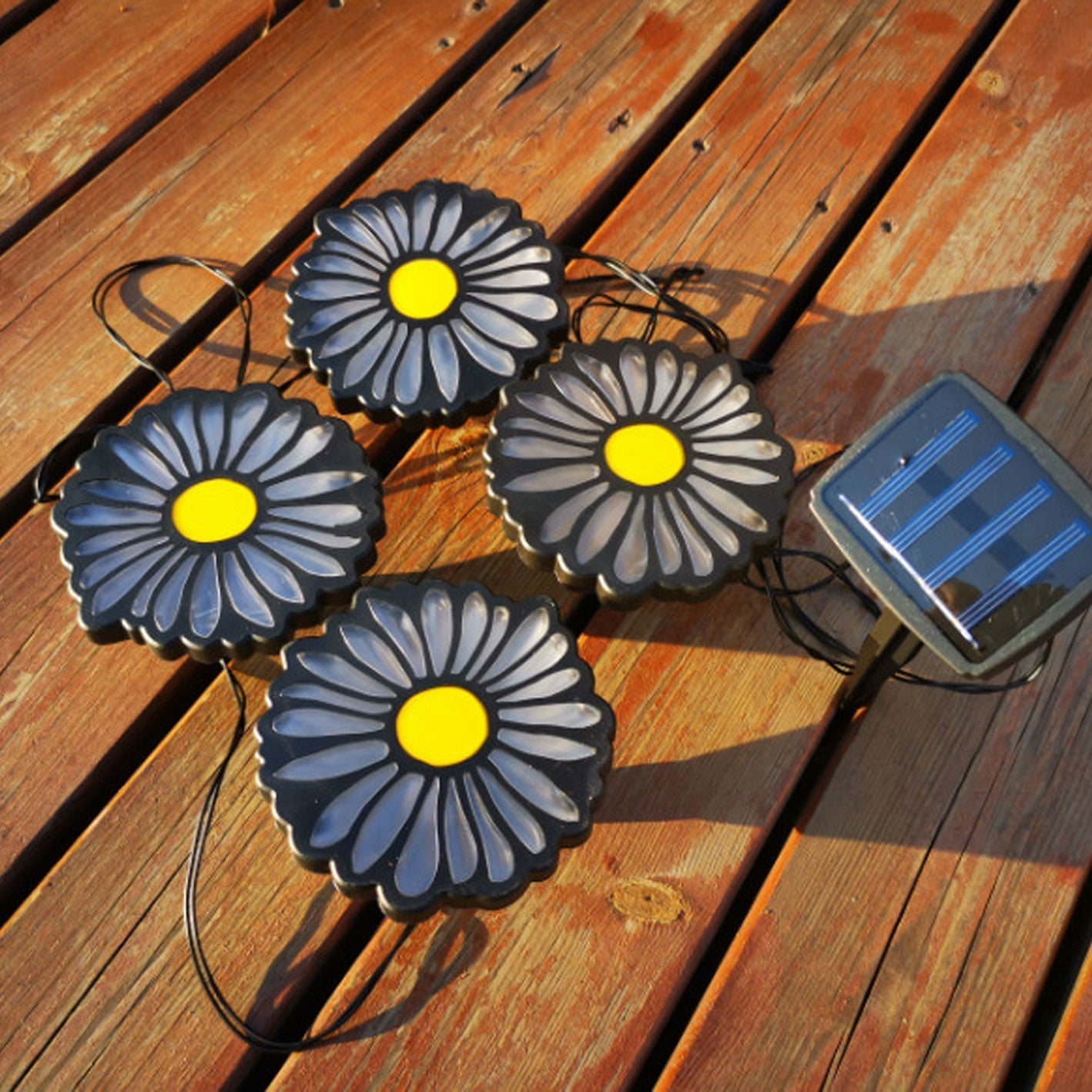 Bright Daisy Solar String Outdoor Lights for Garden