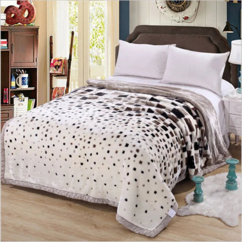 Decorative Quilts Weighted Blanket with Plush Design