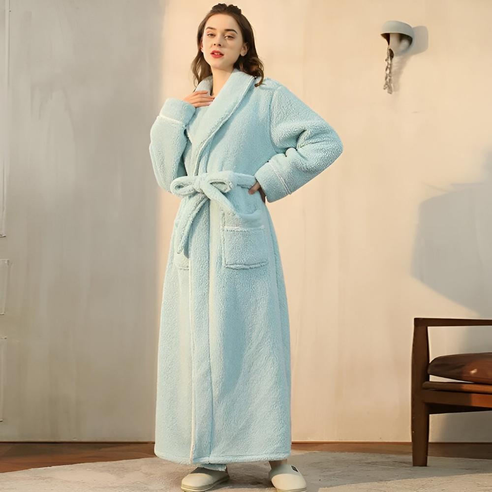 Luxury Lounge Robe Lightweight Comfort for All‑Season Relaxation