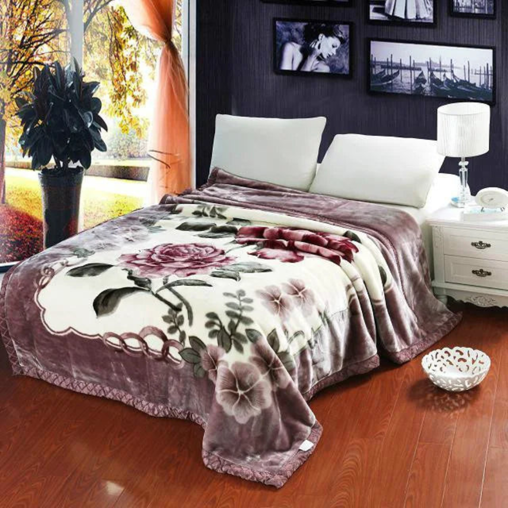 Decorative Quilts Weighted Blanket with Plush Design