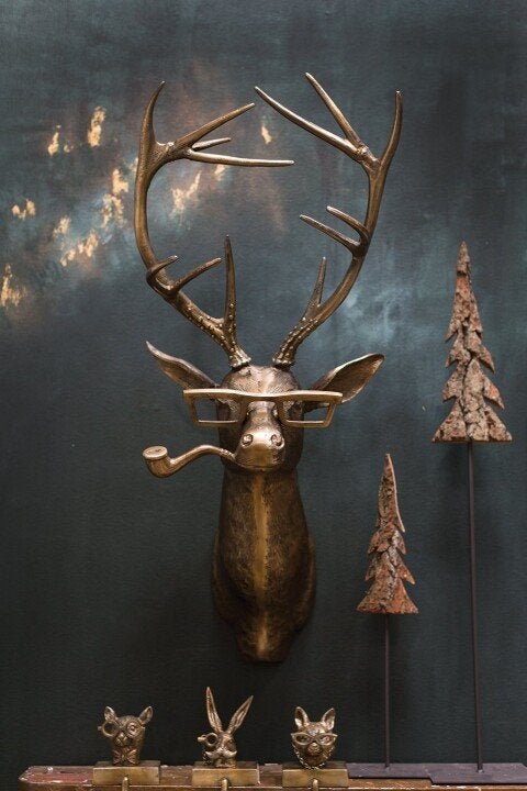 Artful Vintage Deer Head Wall Decoration