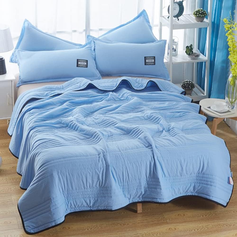 Lightweight Breathable Cooling Blanket for Comfortable Sleep