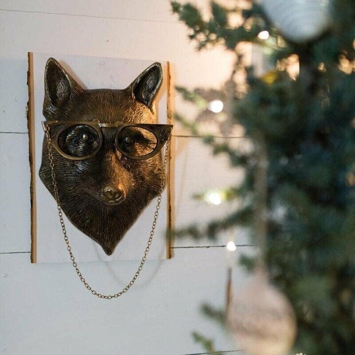 Artful Vintage Deer Head Wall Decoration
