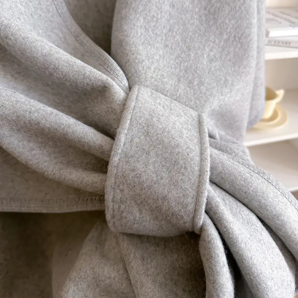 Elegant Women’s Shawl Coat Windproof, Warm & Stylish Layering