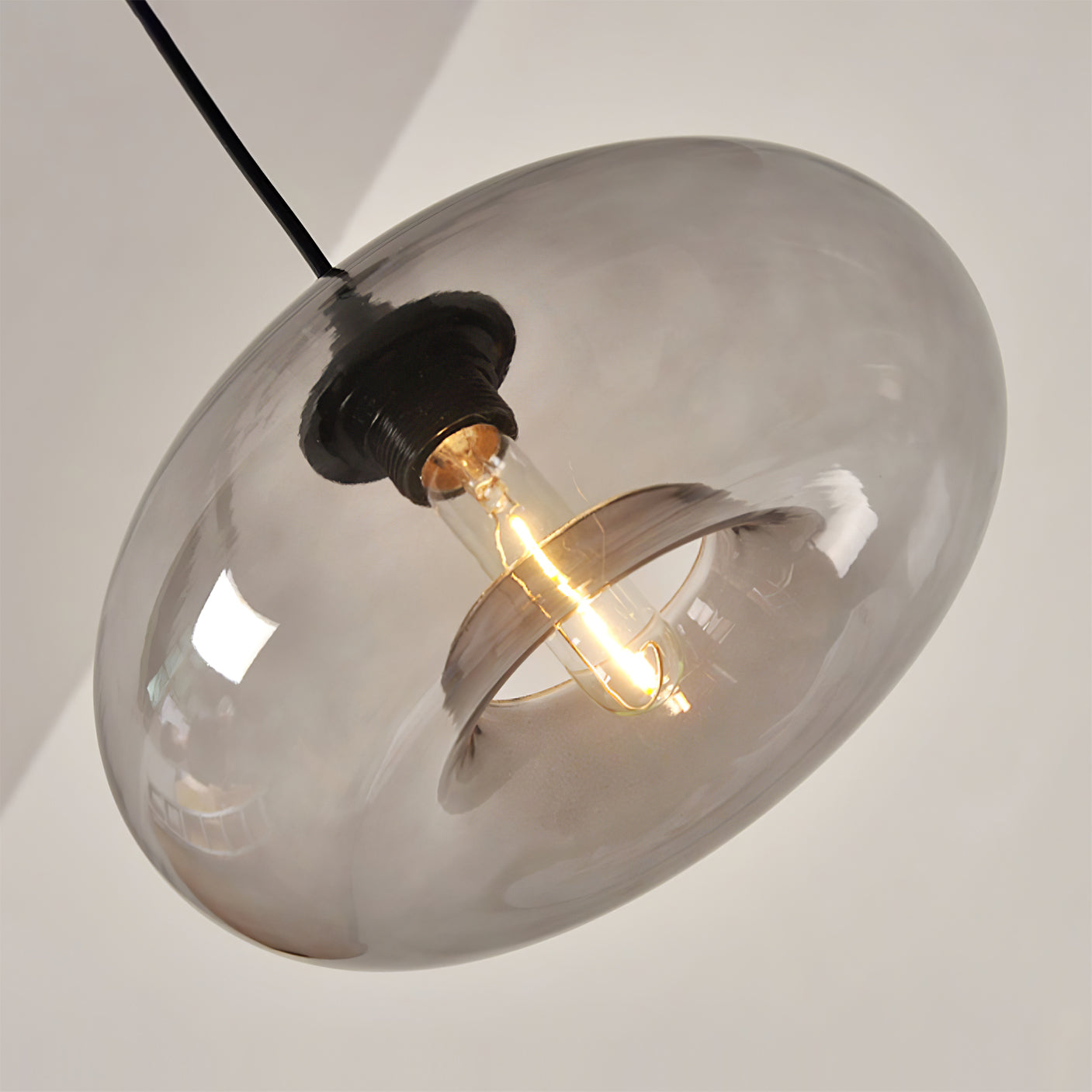 Liora Glass Pendant Lamp