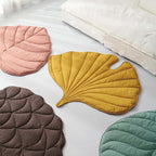 Leaf‑Shaped Dog Beds & Pet Mats