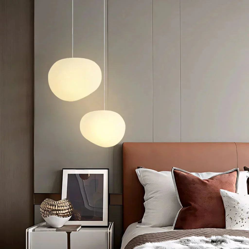 EdelSchein: Weiße Kieselstein Pendelleuchte – Milchglas Design für Esszimmer & Wohnzimmer - Image 9