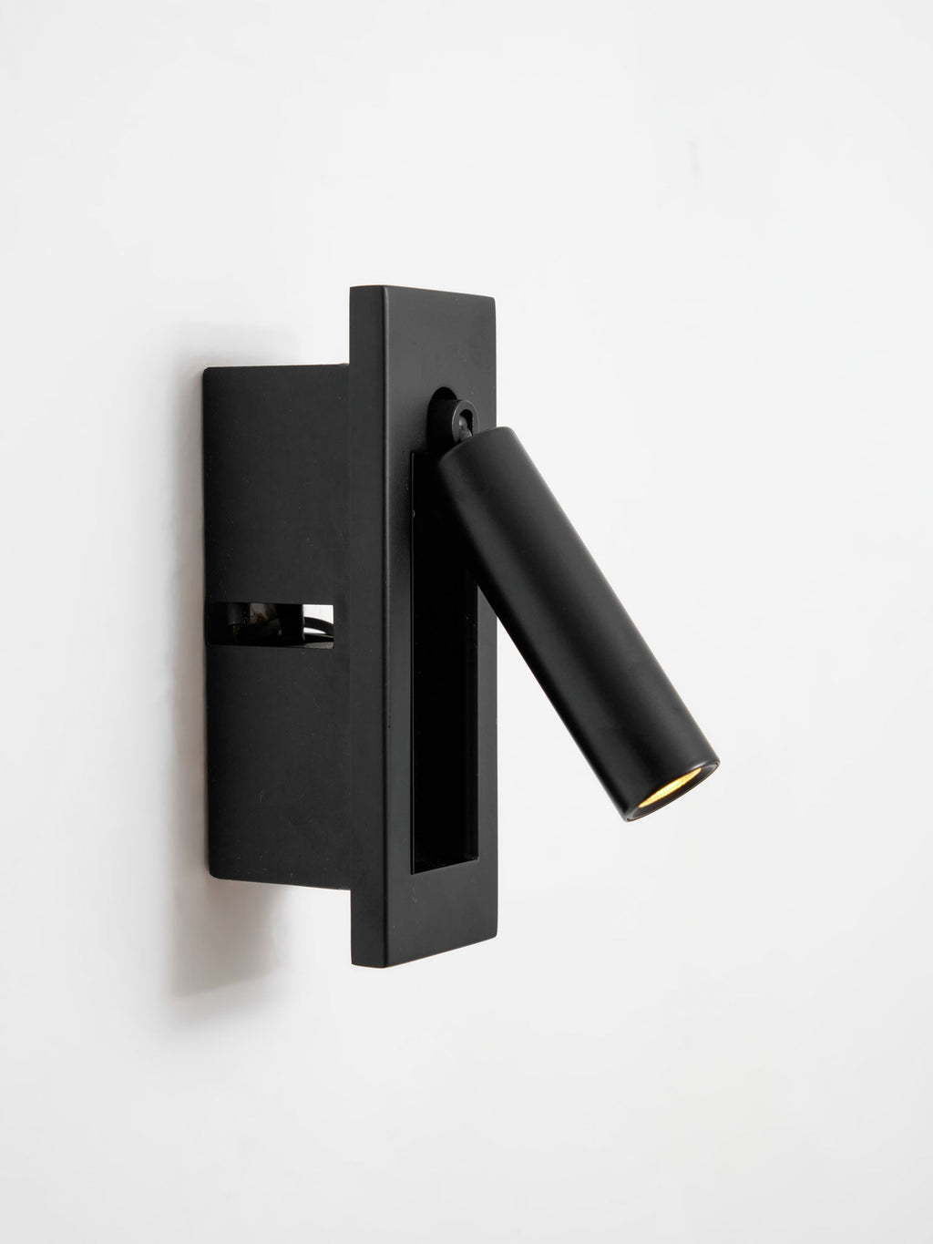 Embedded Bedside Sconce - Image 59