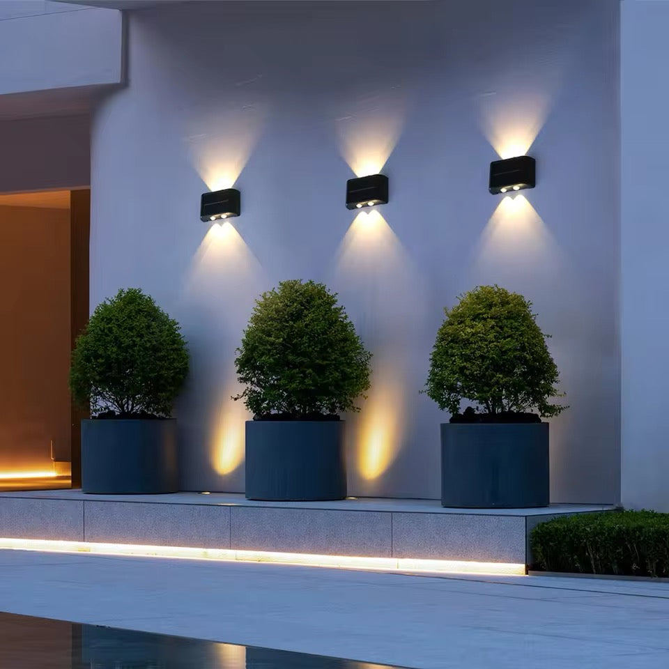 Outdoor Solar Wall Lights Automatic Dusk-to-Dawn Garden Illumination