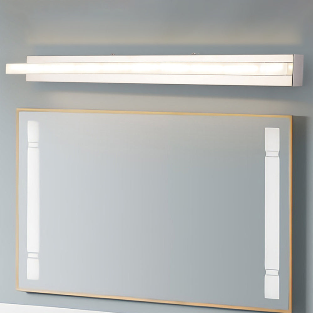 Liora Rechteckige Spiegelfront LED Wandleuchte – Modernes Licht für Schlafzimmer & Badezimmer - Image 5