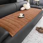 MetroLine: Moderner Couchschoner mit Steppmuster & Kratzschutz – für Sofa & Wohnbereich