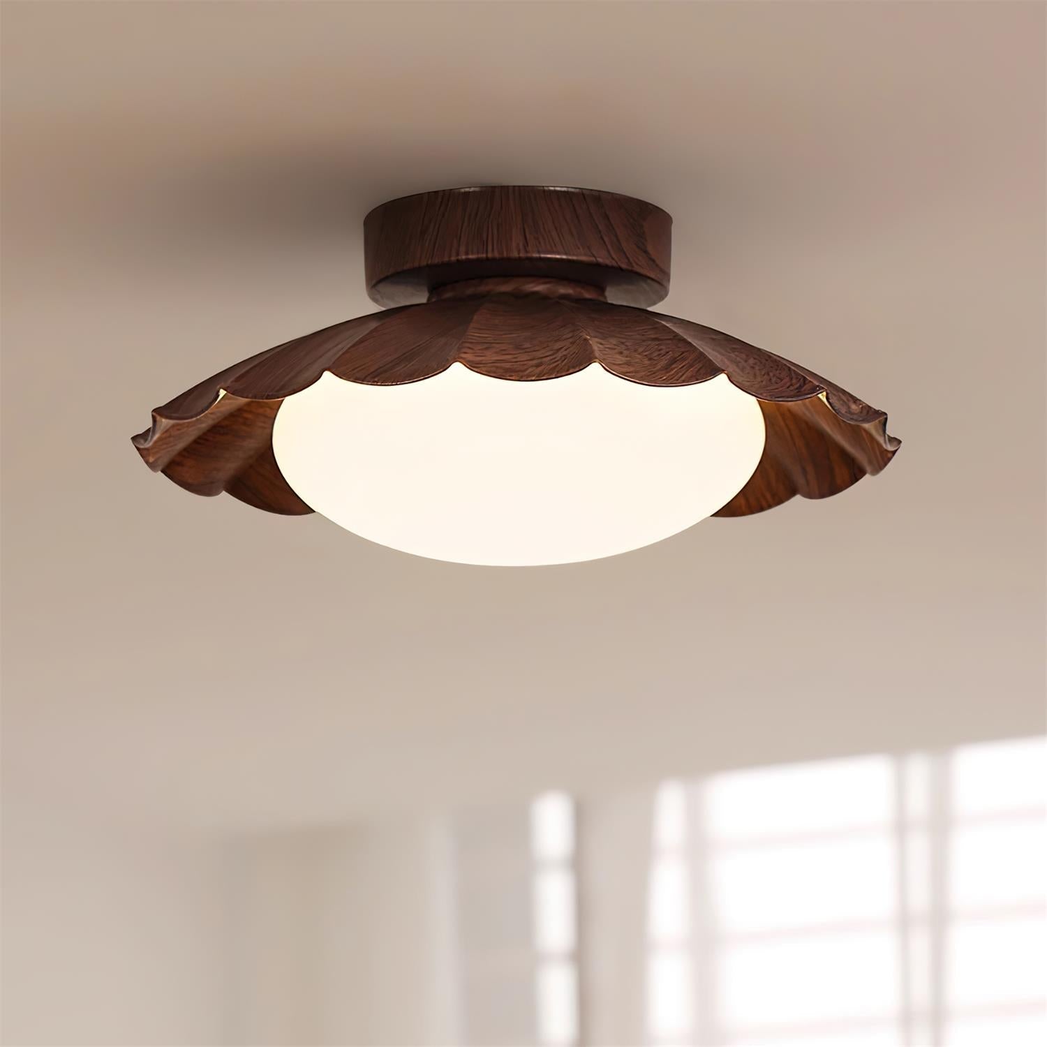 Scalloped Ceiling Lights for Modern Elegance