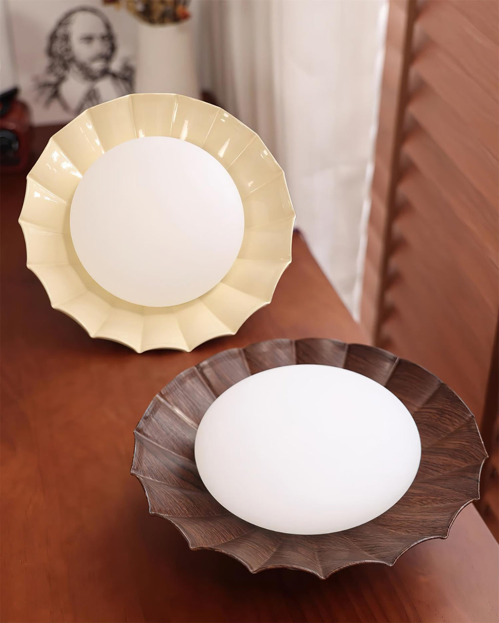 Scalloped Ceiling Lights for Modern Elegance