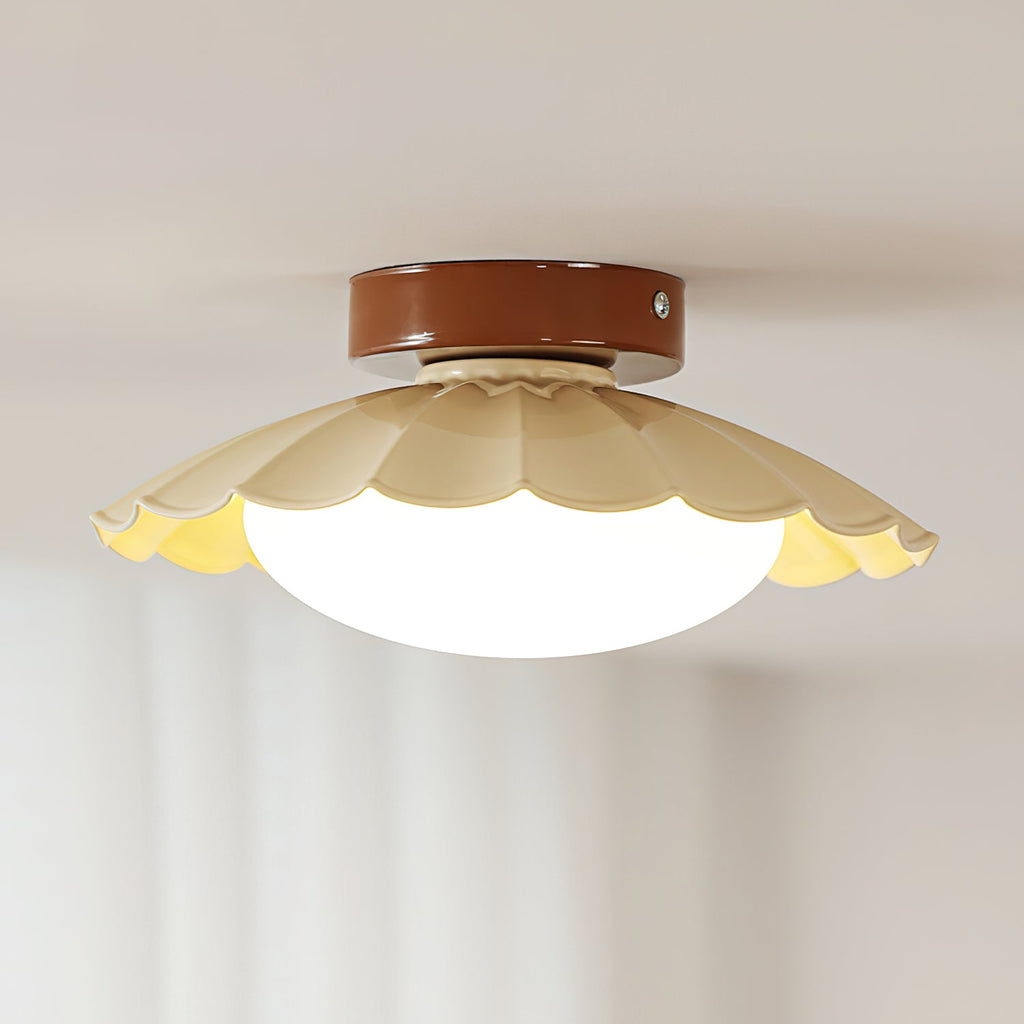 Scalloped Ceiling Lights for Modern Elegance