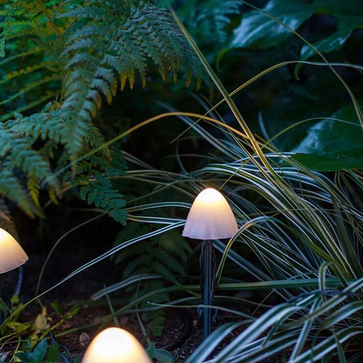 Solar LED Mushroom String Outdoor Lights for Garden Patio Pathway
