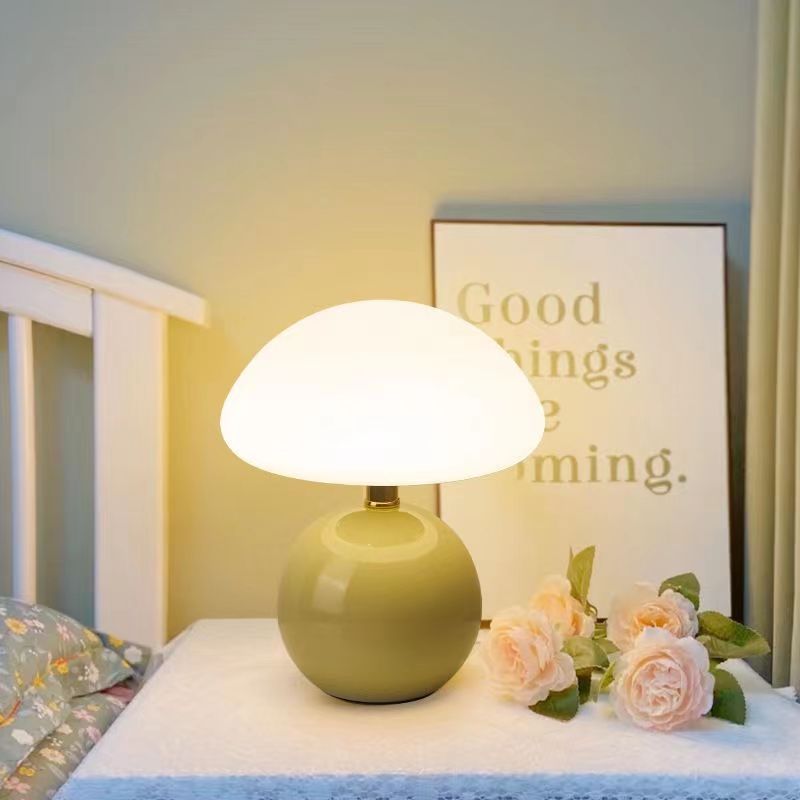 Retro Cream Bedside Lamp Mushroom Shape Table Light