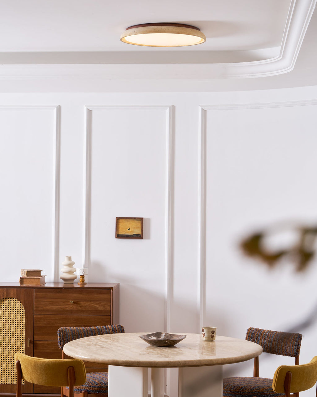 Elegant Round LED Ceiling Lights for Modern Interiors