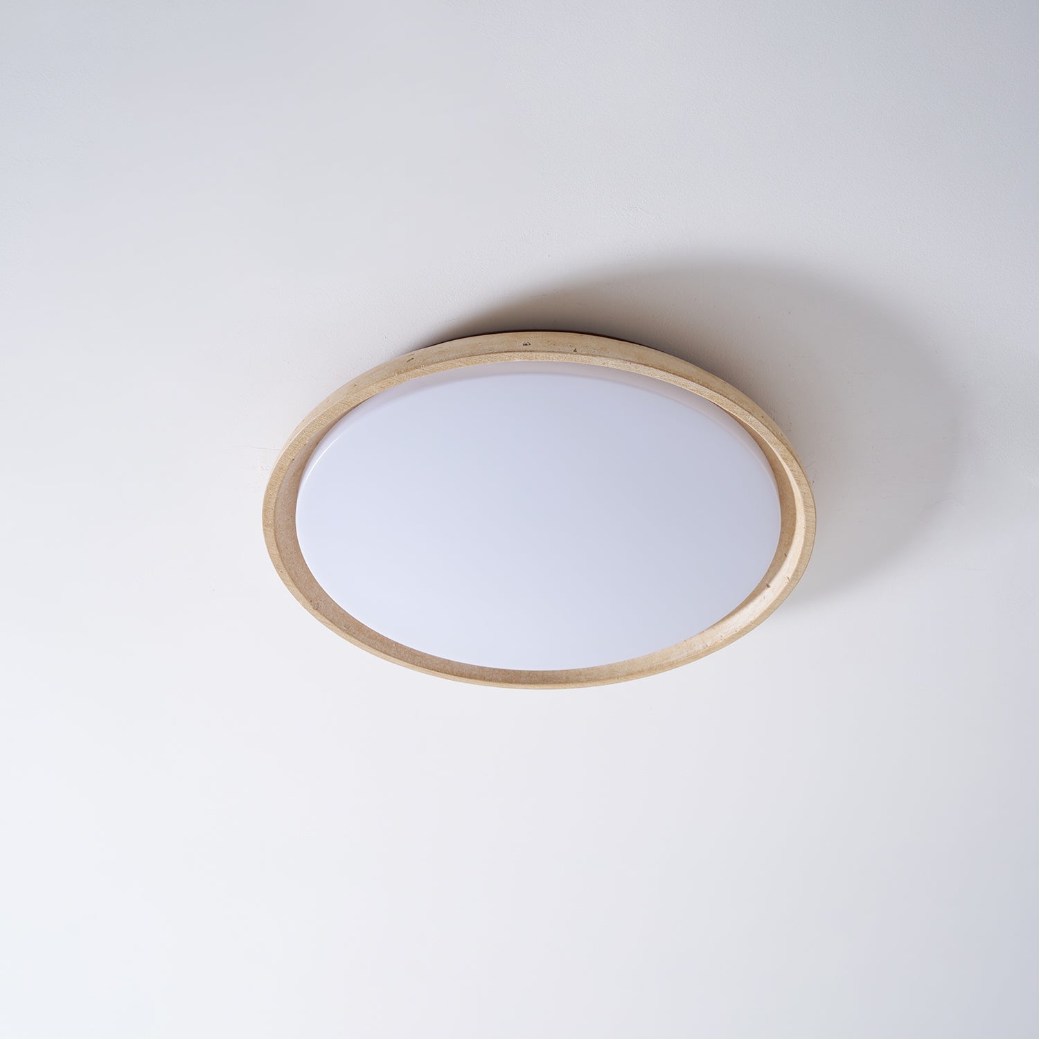 Elegant Round LED Ceiling Lights for Modern Interiors