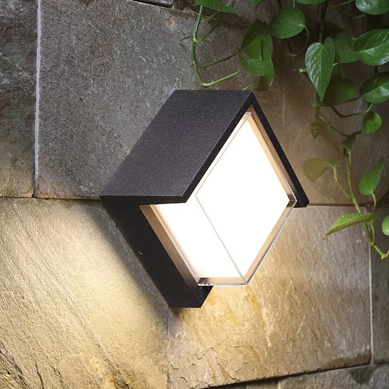 Solvion: LED Außenwandleuchte mit Sensor – Modernes Design für Garten & Eingangsbereich - Image 7