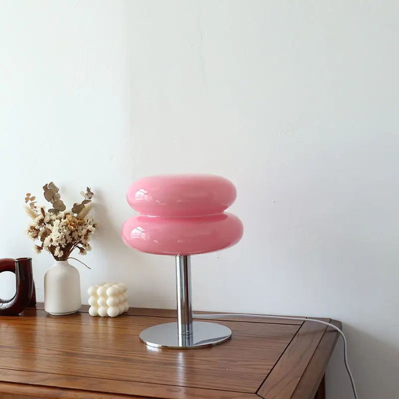 StudioVita: Moderne Bauhaus-Tischlampe aus Italien – kabellos & dimmbar für stilvolles Ambiente - Image 3