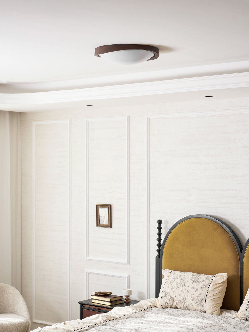 Curved Edge Ceiling Lights for Modern Interiors