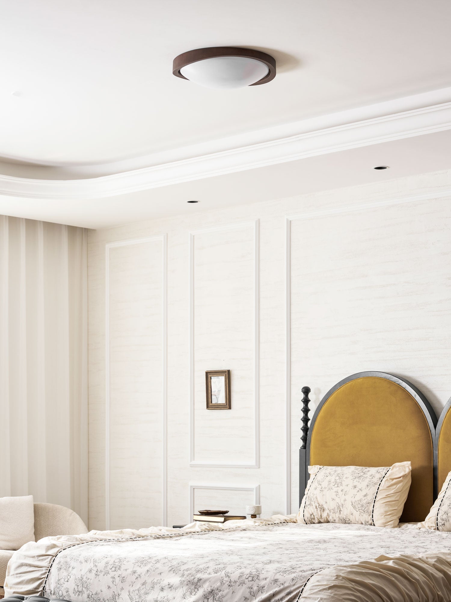 Curved Edge Ceiling Lights for Modern Interiors