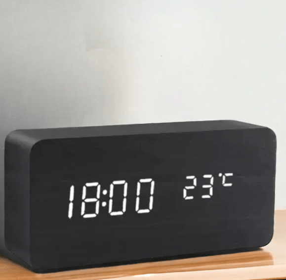 WoodSense: Designer Schreibtischuhr mit LED-Anzeige und Klatschfunktion – für moderne Wohnräume - Image 4