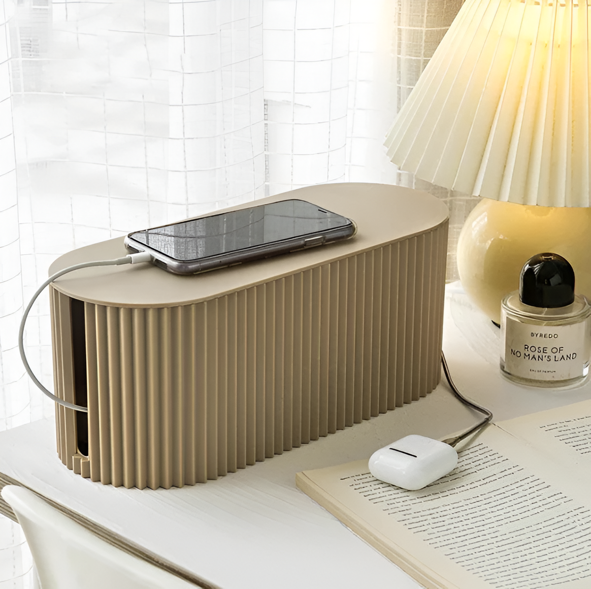 Bondilane — Minimalist Cable Management Box