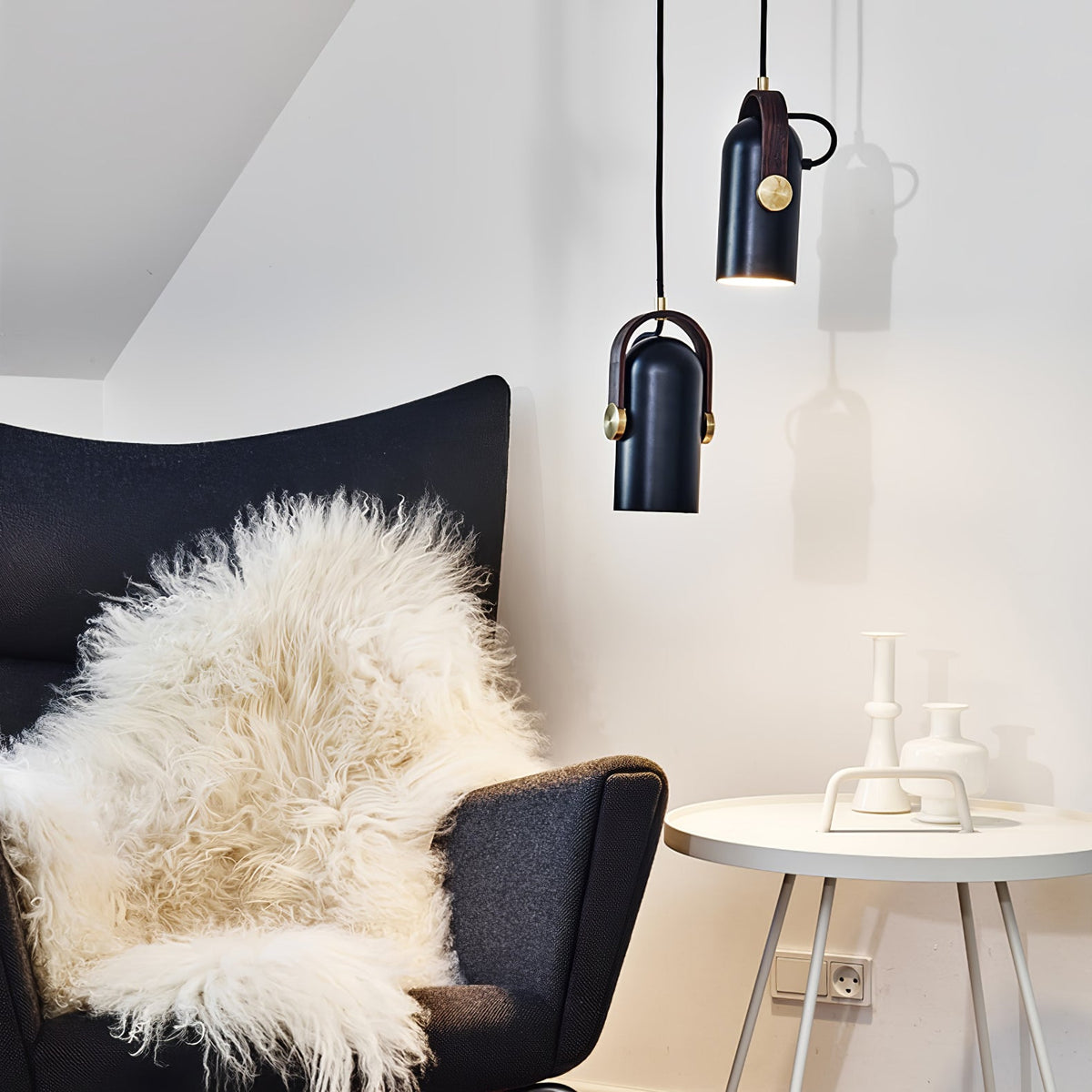 Bondilane — Classic Metal and Iron Pendant Light with Cannon-Like Design