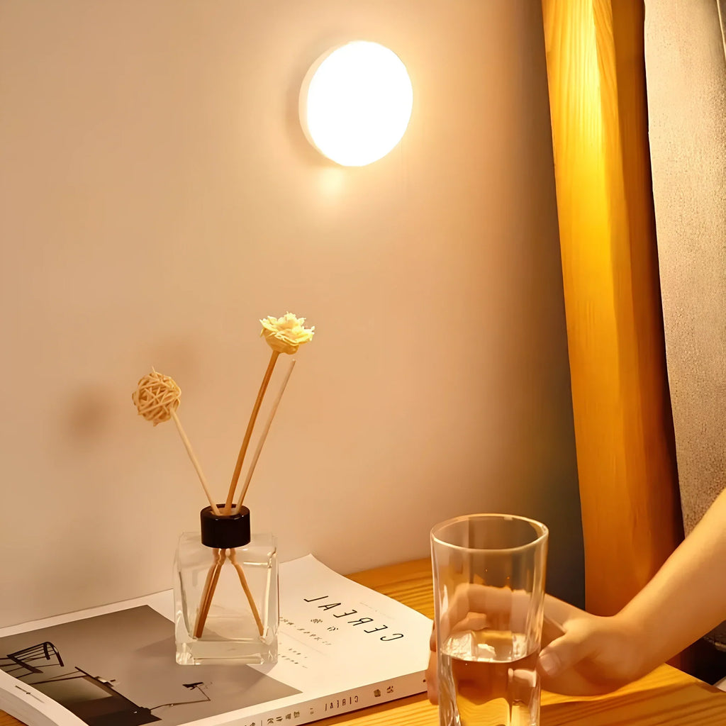 Bondilane — Compact Round Magnetic Motion Sensor Night LED Light