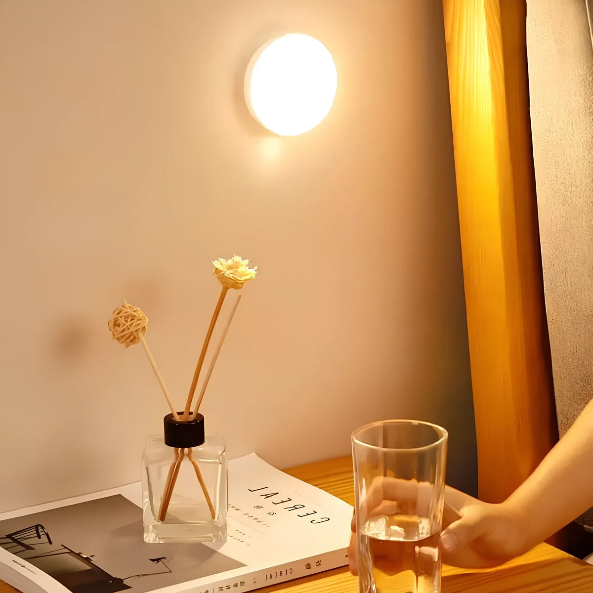 Bondilane — Compact Round Magnetic Motion Sensor Night LED Light