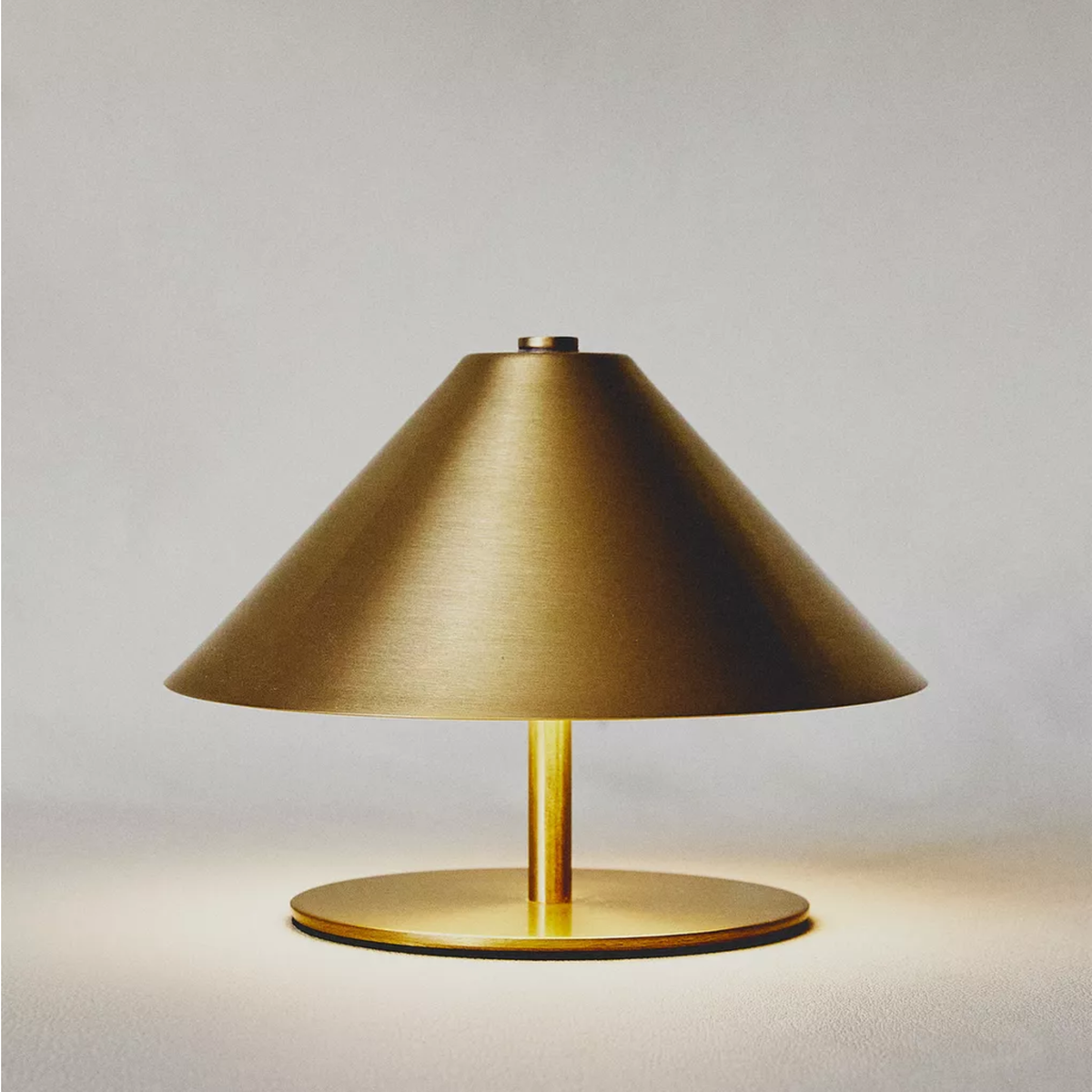 Bondilane — Lumeart – Touch Glow Table Lamp