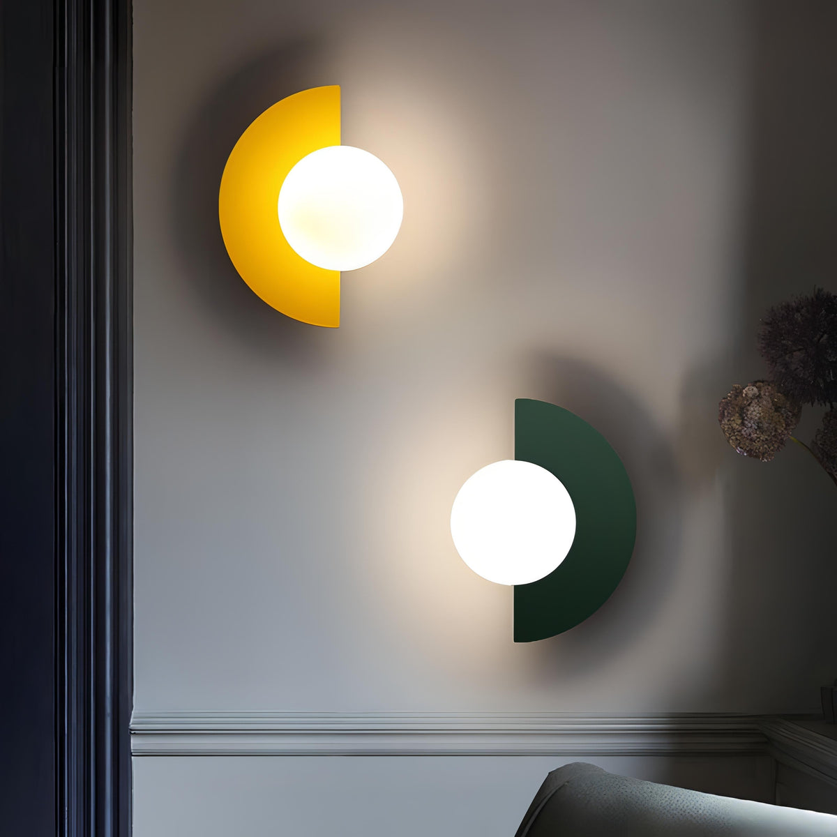 Bondilane — Modern Semicircle Wall Light with Round Glass Shade