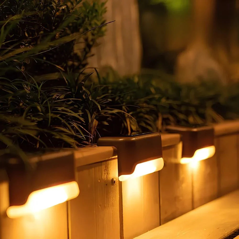 Bondilane — Outdoor Sensor LED Weather-Resistant Solar Step Lights for Stairs, Garden Paths and Patios