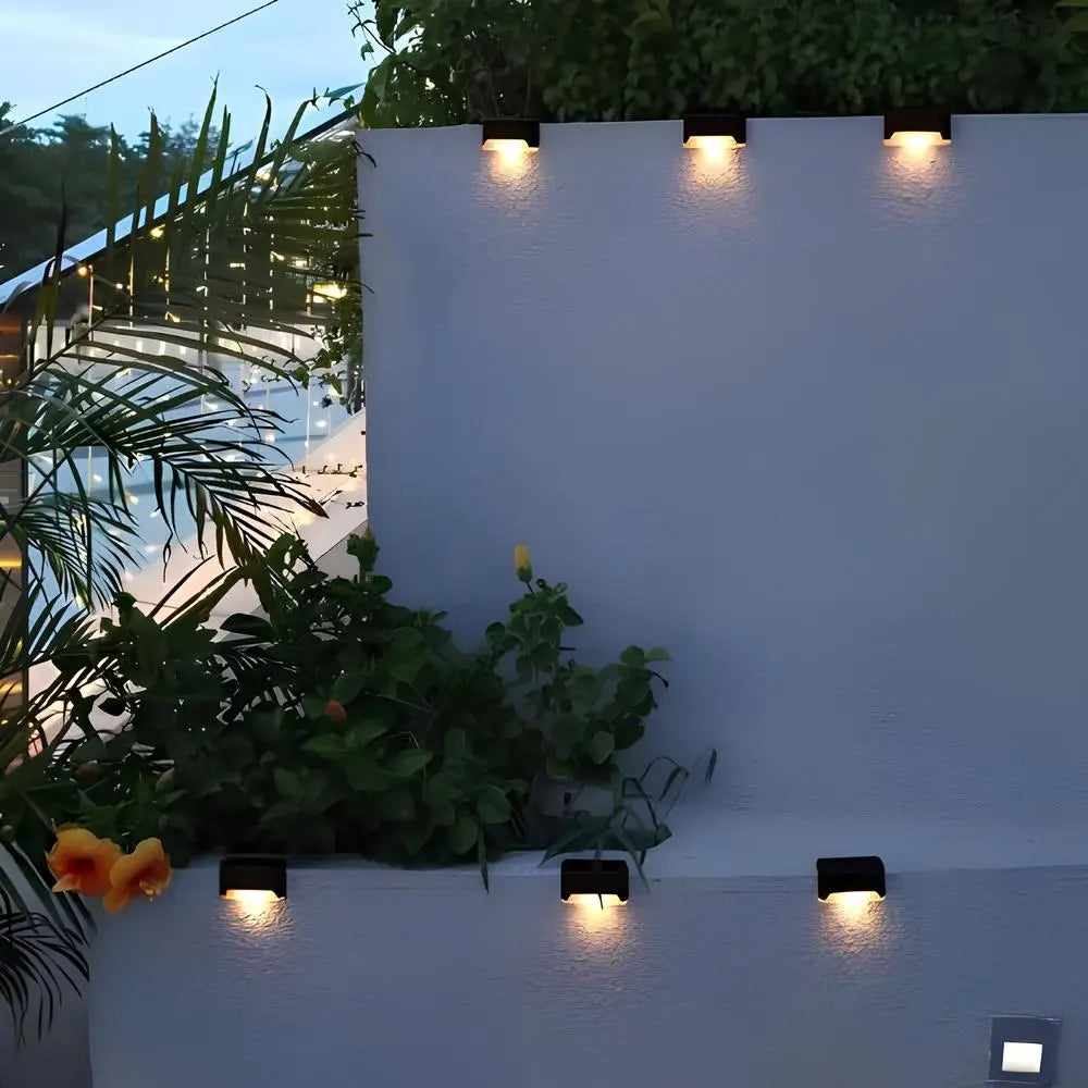 Bondilane — Outdoor Sensor LED Weather-Resistant Solar Step Lights for Stairs, Garden Paths and Patios