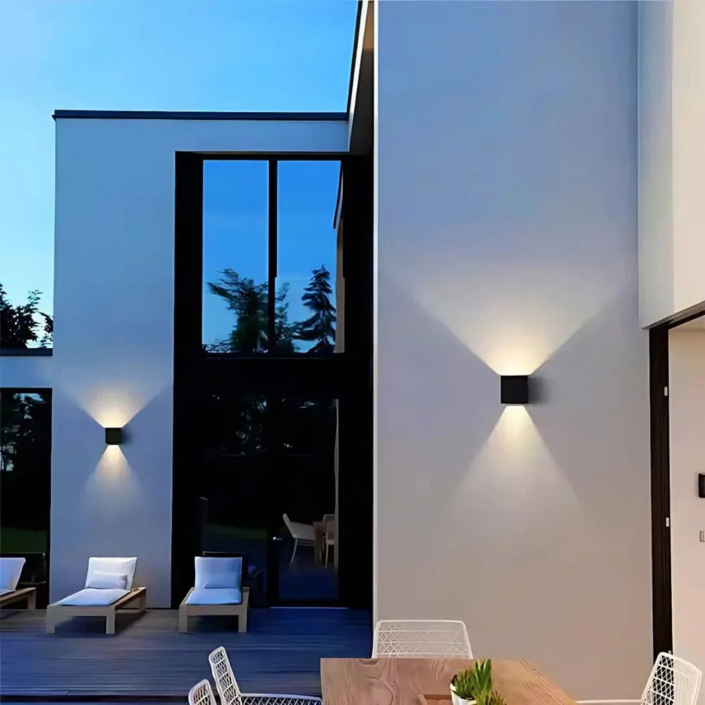 Bondilane — Reliable Sturdy Magnetic Wall Light with Two Adjustable Panels