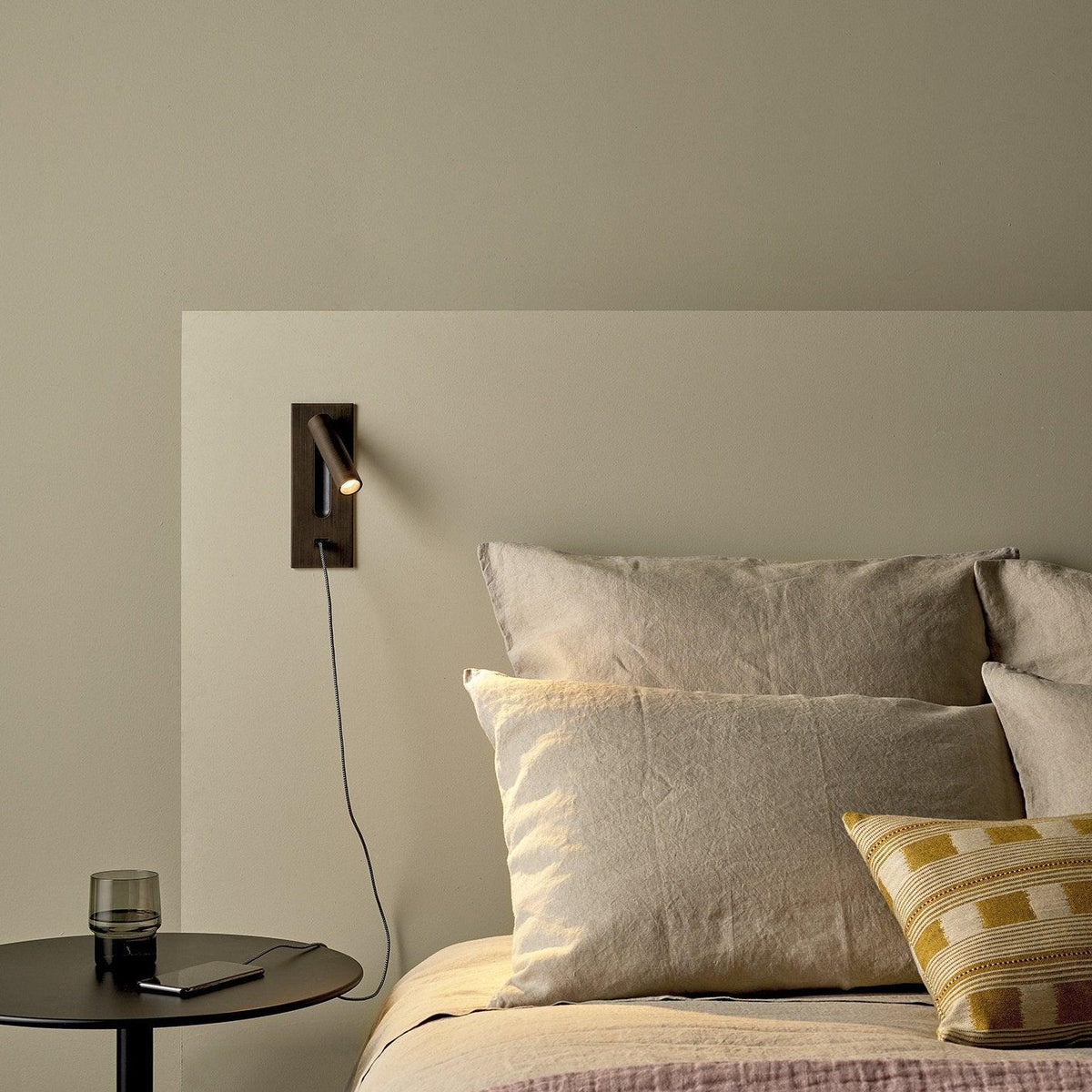 Bondilane — Sleek Adjustable LED Wall Mounted Bedside Lamp