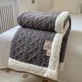 Bondilane — Versatile Double-Sided Sherpa Fleece Warm Sofa Blanket - Ideal Companion for Snuggle Time