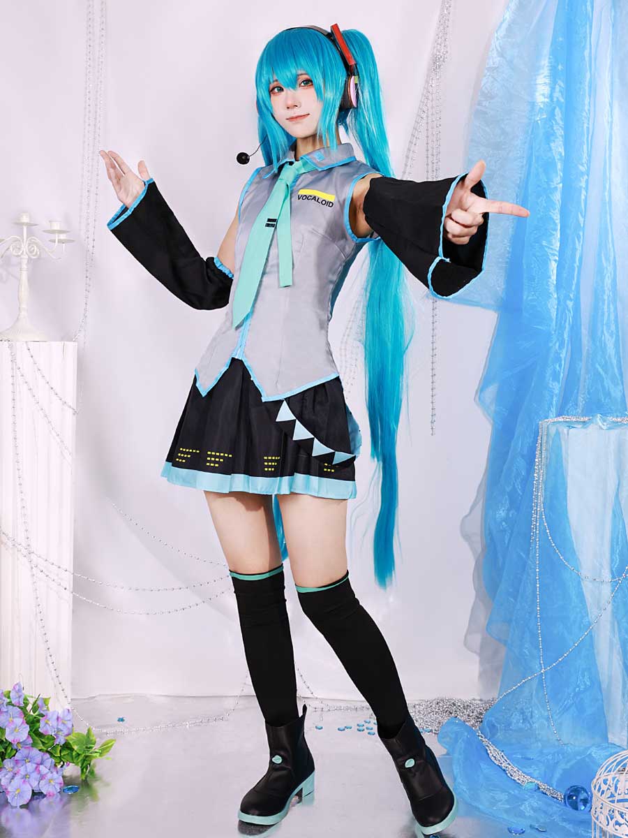 Womens Anime Idol Cosplay Costume - Image 3