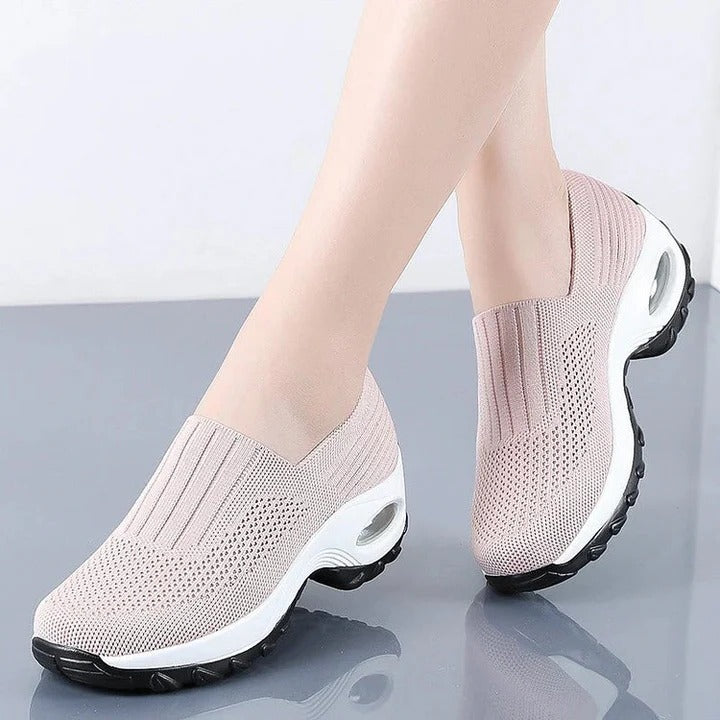 Women Slip-On Support Shoes Cushioned Comfort for Daily Wear
