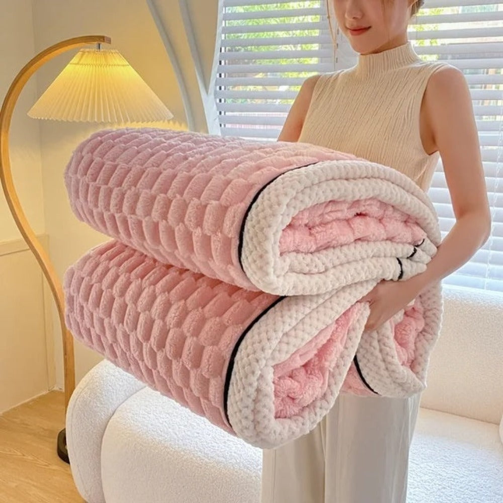 Cloud Cuddle Blanket™️ - Image 15