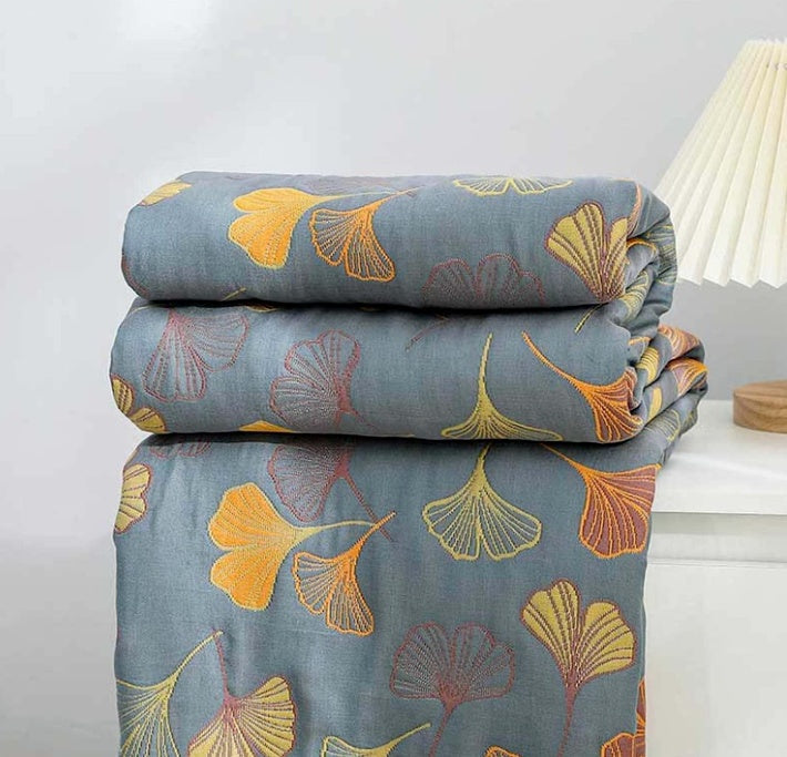 Nature‑Inspired Quilt Stylish Reversible Throw for Home Comfort