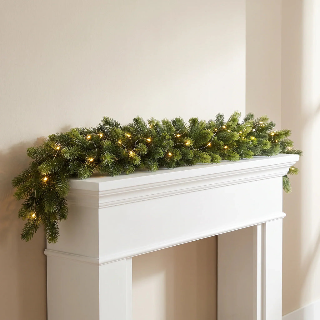 Artificial Pine Prelit Christmas Garland Battery Operated