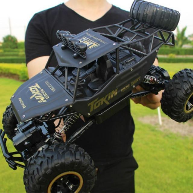 Durable RC Monster Truck with Shockproof Suspension