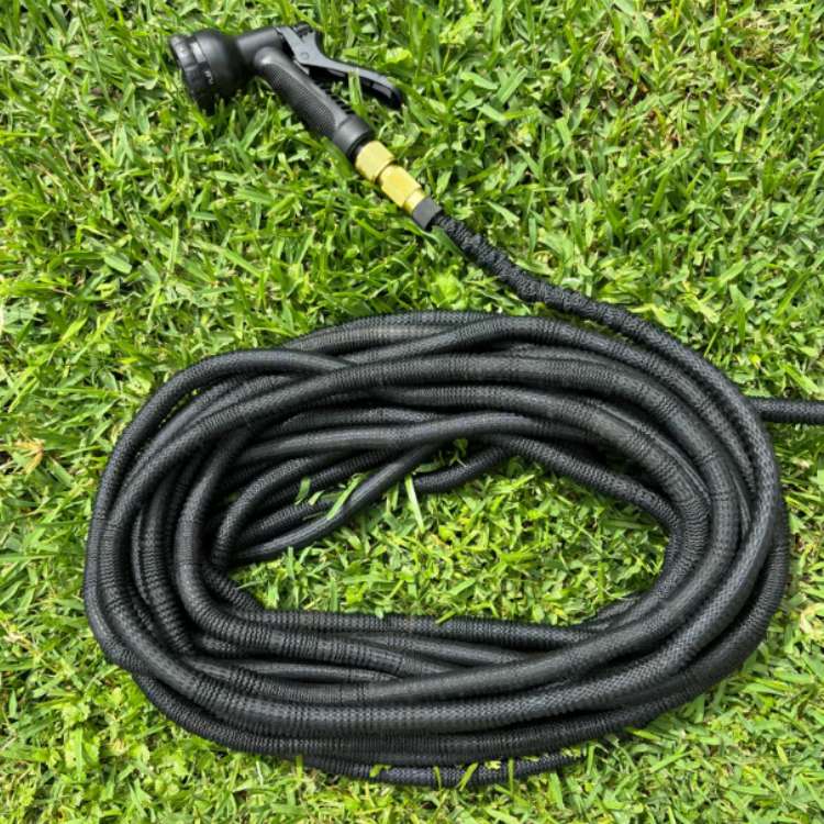 Expandable Garden Hose with 8‑Function Spray Nozzle