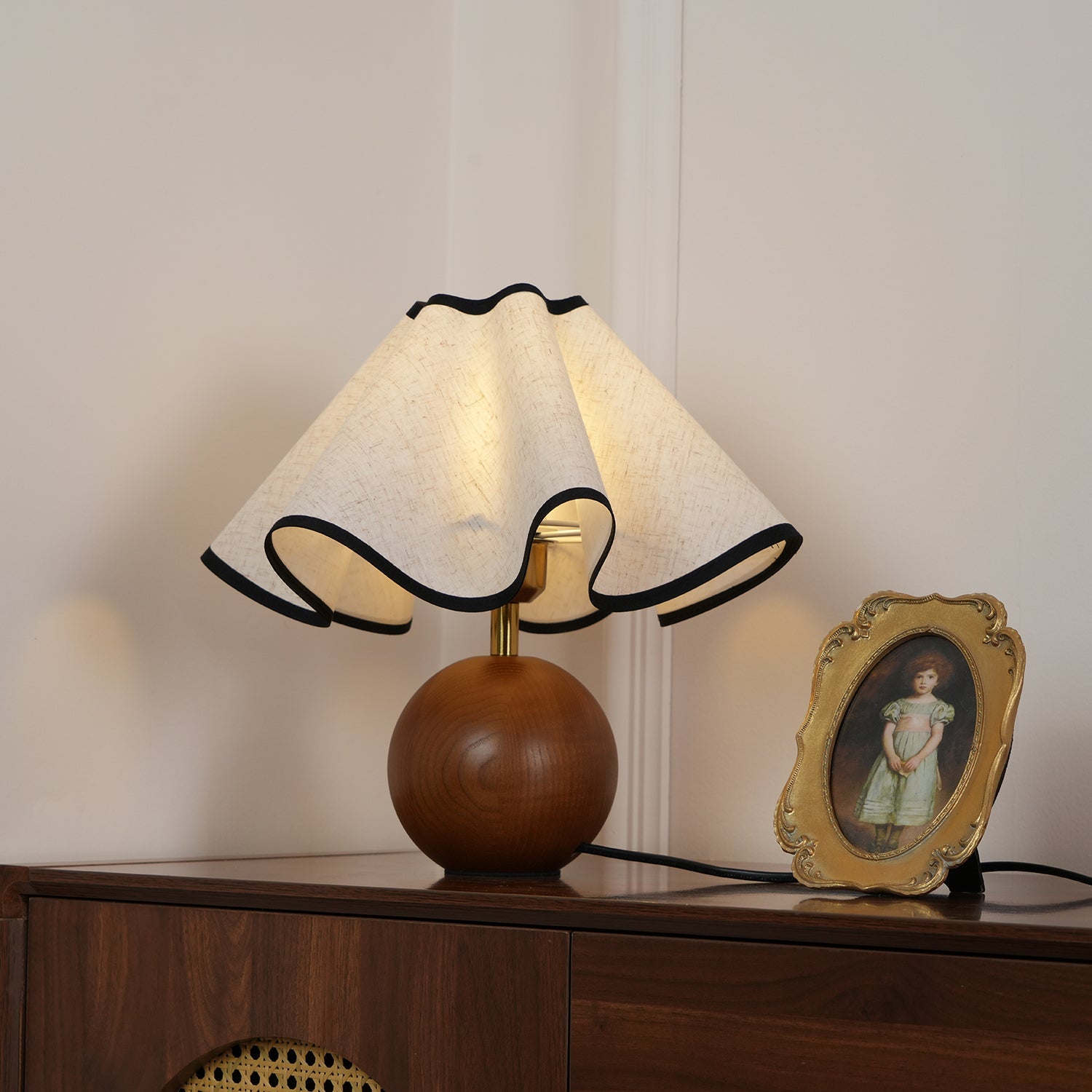Contemporary Sculpted Table Lamps with 3-Step Dimming