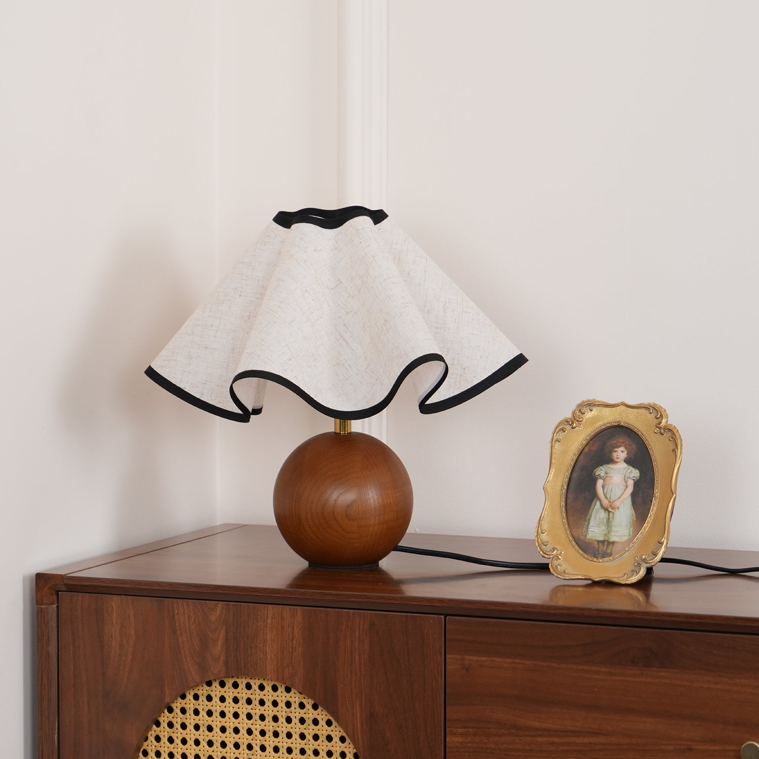 Contemporary Sculpted Table Lamps with 3-Step Dimming